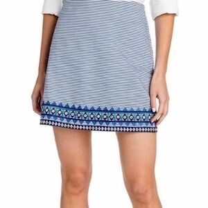 100% Cotton Vineyard Vines Blue and White Striped Margo Lined Skirt Size 2